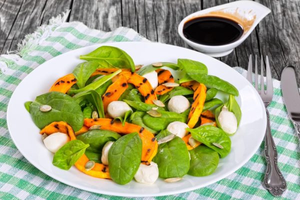Рецепты салатов без майонеза на новый год 2023
